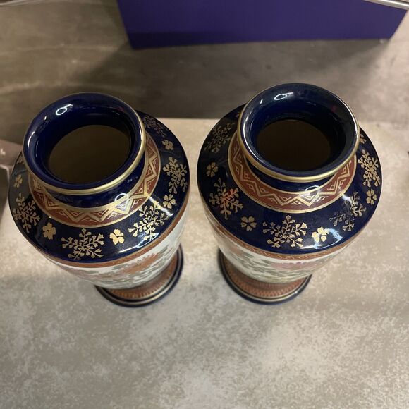 Pair of Vintage Satsuma Pottery Vases 7.5” Floral Blue Gold Signed - Picture 2 of 11